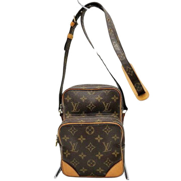 LOUIS VUITTON Shoulder Bag