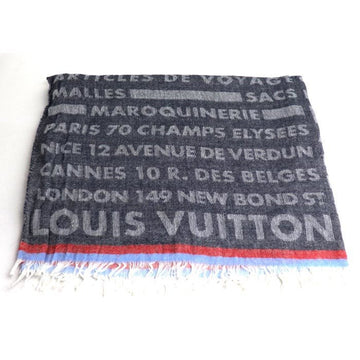 LOUIS VUITTON Scarves