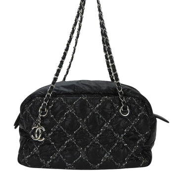 CHANEL Shoulder Bag