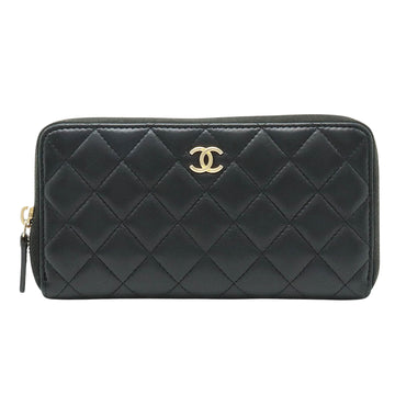 CHANEL Matelasse Wallet