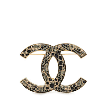 CHANEL Tweed and Lace CC Logo Brooch Costume Brooch