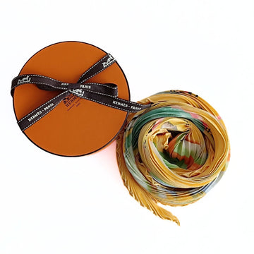 HERMeS Hermes pleated scarf in multicolored silk