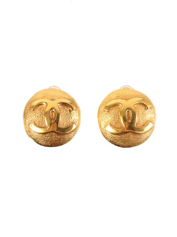 CHANEL 1994 Made Cc Mark Earrings Gold