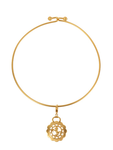 HERMES Round Cheval Charm Choker Gold