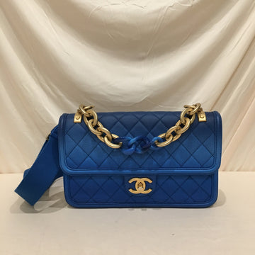 Chanel Blue Ombre Caviar Medium Sunset On The Sea Flap Crossbody Bag Sku# 75910