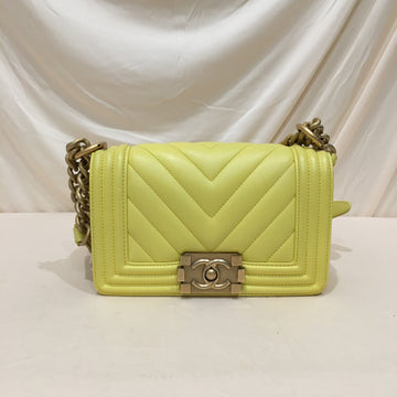 Chanel Yellow Leather Small Chevron Boy Shoulder Bag Sku# 75913