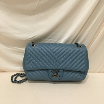 Chanel Blue Leather Chevron Single Flap Shoulder Bag Sku# 76126