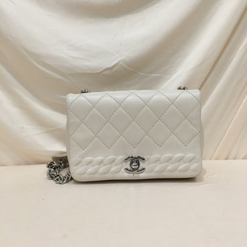 Chanel White Calfskin Full Flap Chain Shoulder Bag Sku# 76115