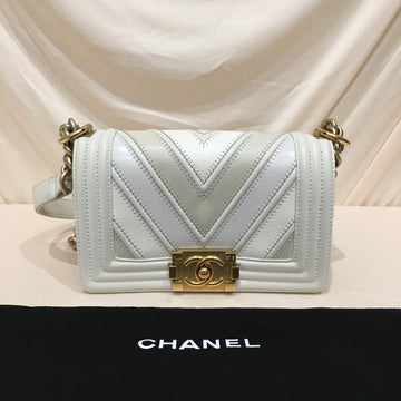 Chanel White Calf/Caviar Chevron Leather Small Boy Bag Sku# 76319