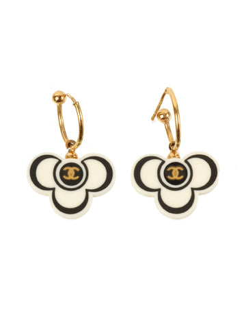 CHANEL 2002 Made Clover Motif Cc Mark Pierced Earrings Gold/White/Black