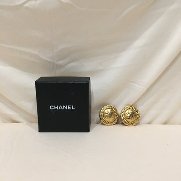 Chanel Gold CC Round Clip On Earrings Sku# 71901L
