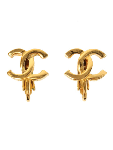 CHANEL Mini Cc Mark Plate Earrings Gold