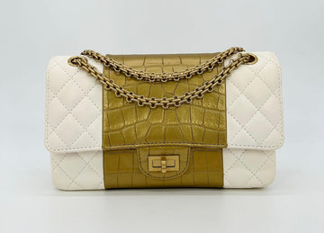 CHANEL NEW Cream Leather Gold Alligator Double Flap Classic 2.55 Reissue NWT