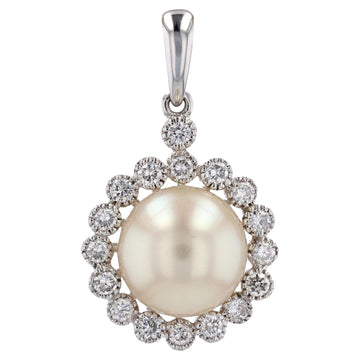 Modern Akoya Cultured Pearl Diamonds 18 Karat White Gold Daisy Pendant