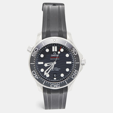 OMEGA Black Ceramic Stainless Steel Rubber Seamaster Professional Diver 300M 210.32.42.20.01.001 Men's Wristwatch 42 mm