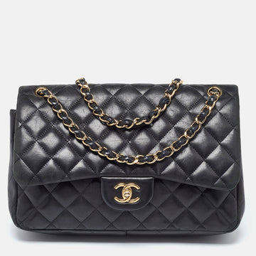 CHANEL Black Quilted Leather Jumbo Classic Double Flap Bag