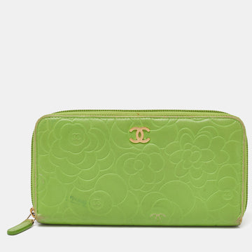 CHANEL Green Leather Camellia Zip Around Wallet