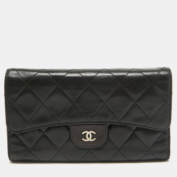 CHANEL Black Quilted Leather Classic Flap Wallet
