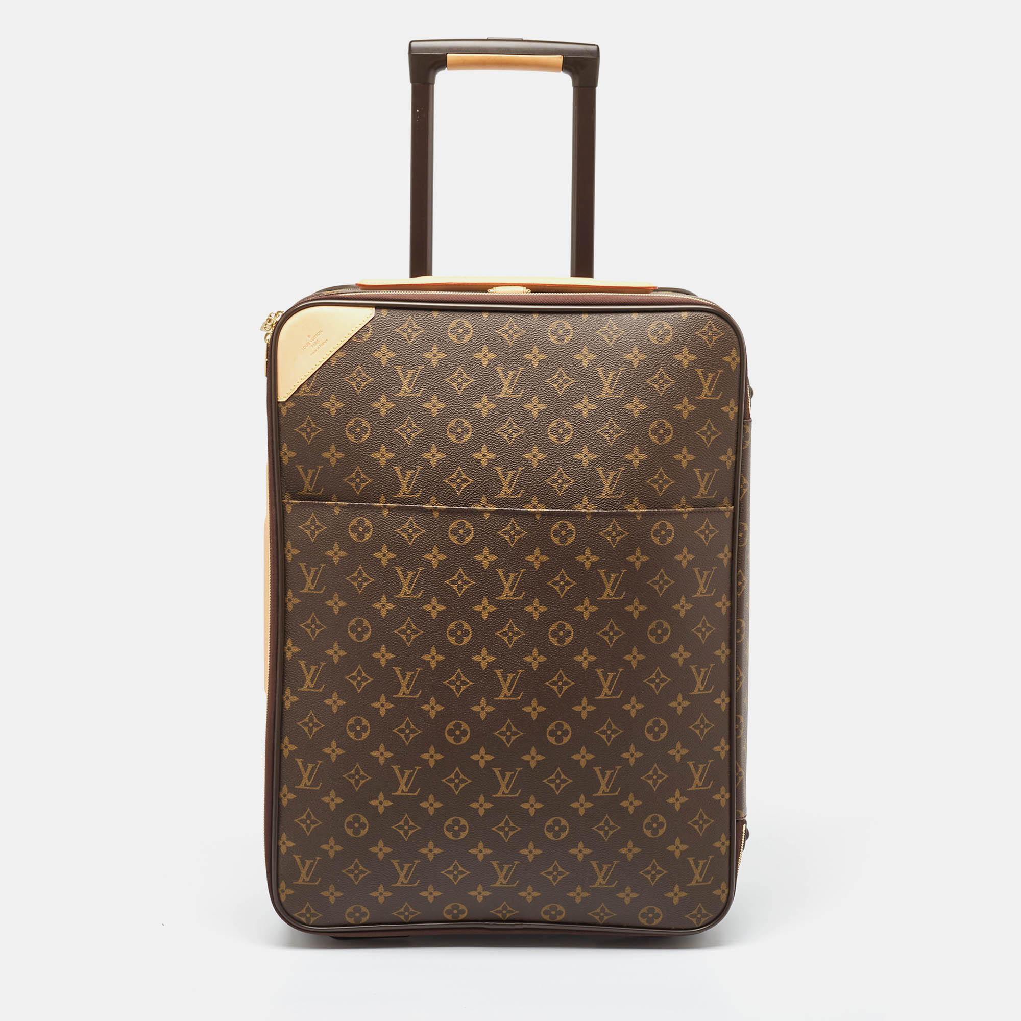 Explore the World with a Used Louis Vuitton Travel Bag: A Comprehensive Guide