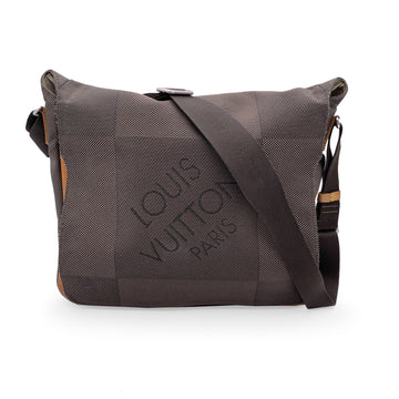 Shop authentic Louis Vuitton Damier Geant Terre Messenger Bag at