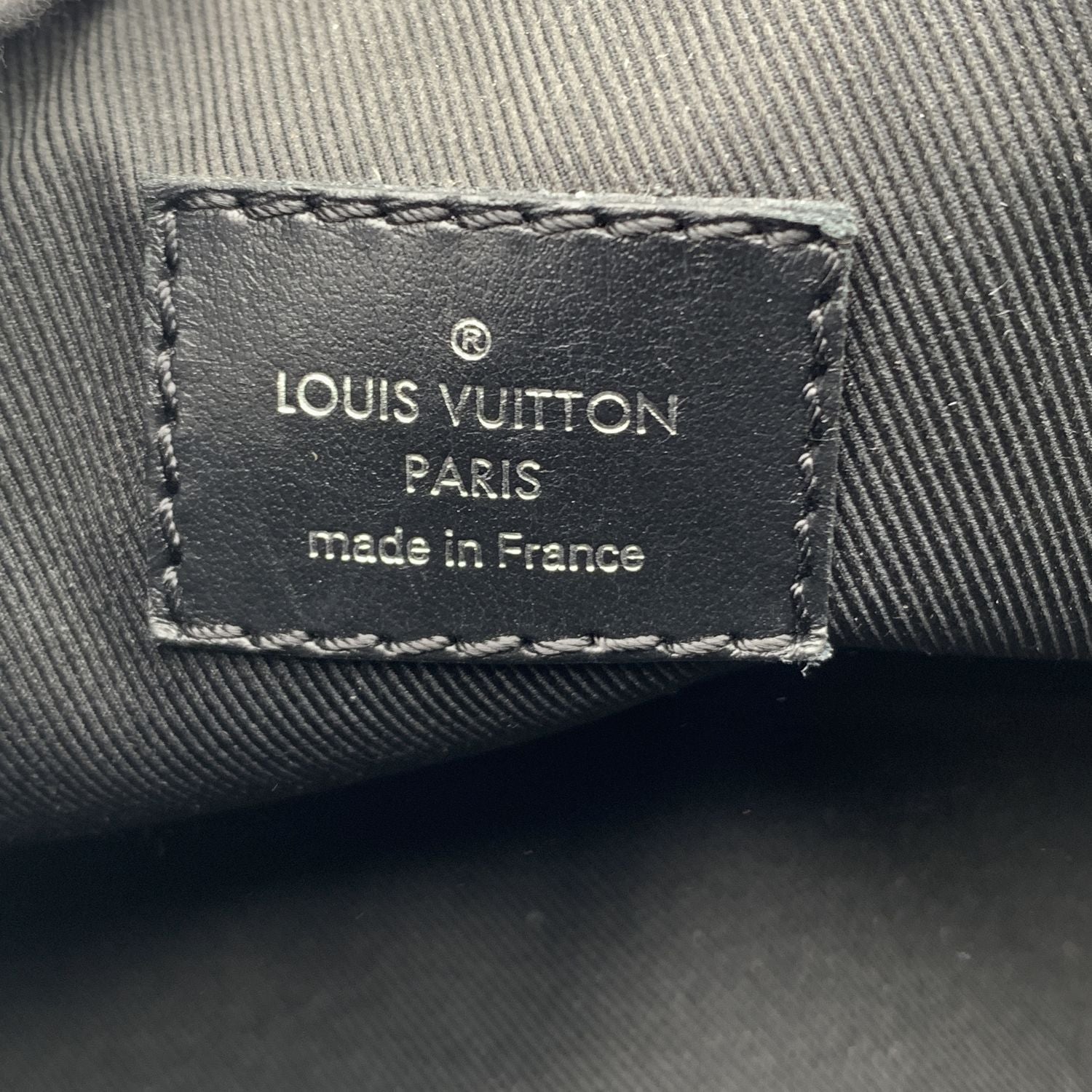 Louis Vuitton Monogram Eclipse Mini Keepall Bandouliere 25 M46271