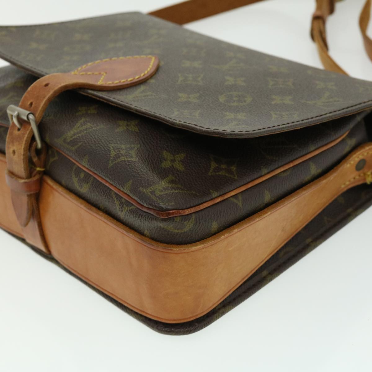 Louis Vuitton Cartouchiére Shoulder bag 403019