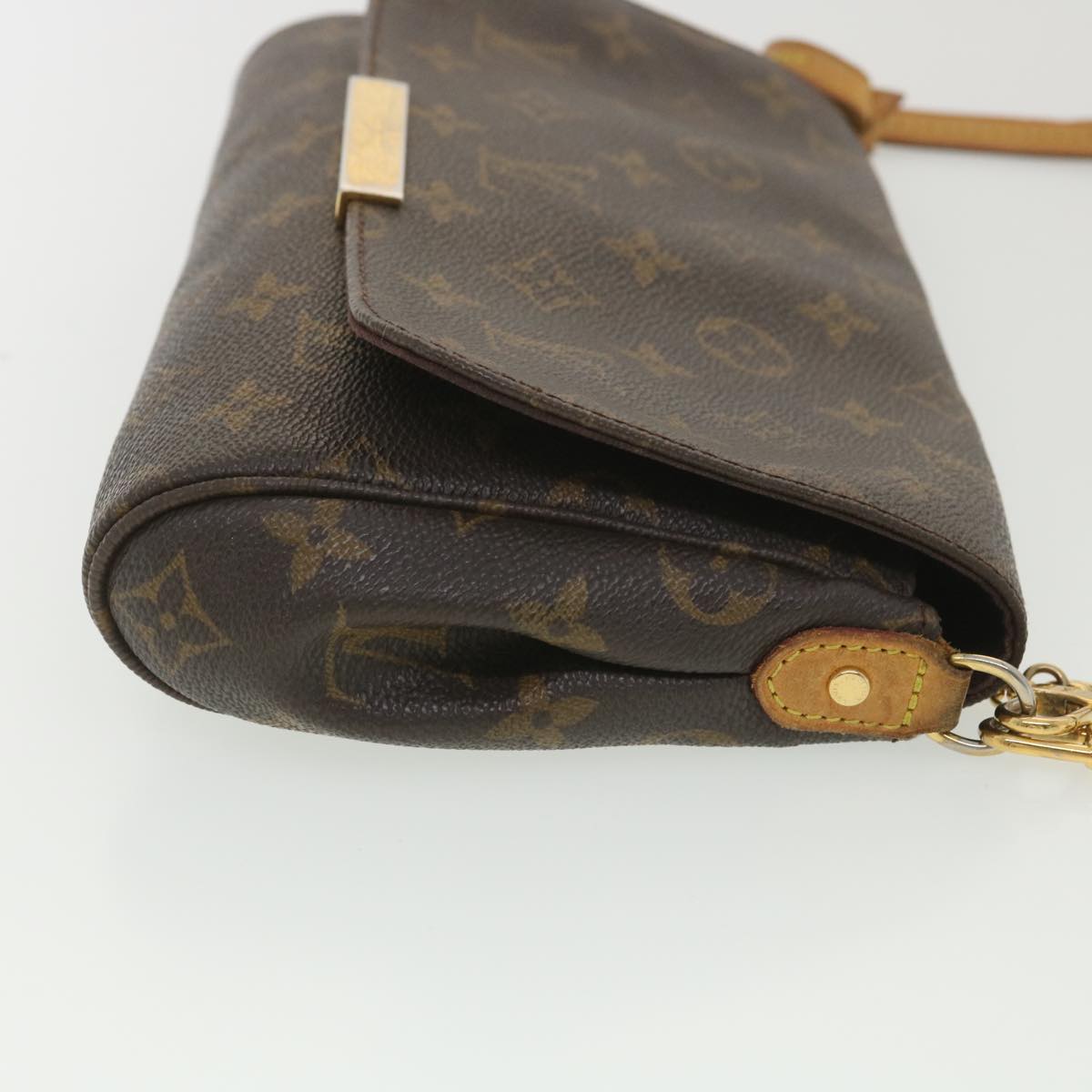 Louis Vuitton Favorite Shoulder bag 353963