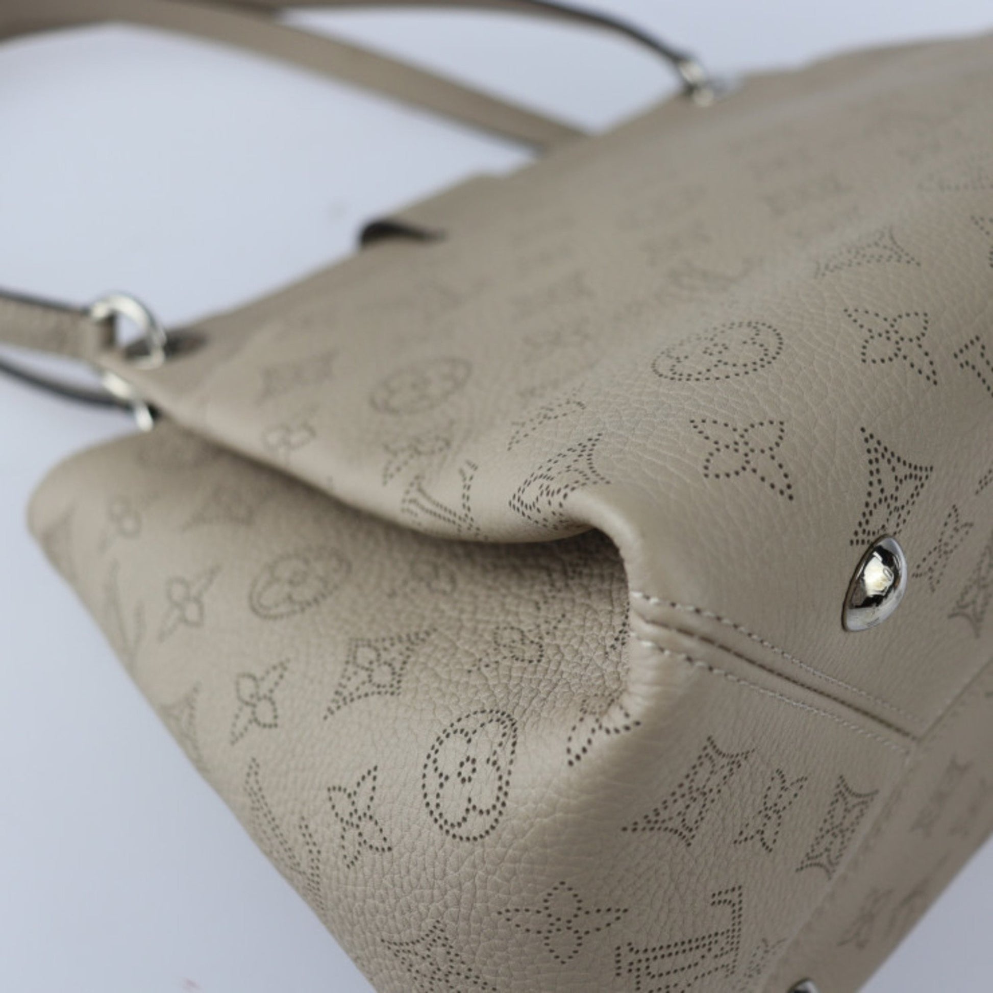 LOUIS VUITTON Louis Vuitton Sevres Handbag M41791 Monogram Mahina Galle  Beige Silver Hardware Shoulder Bag Tote