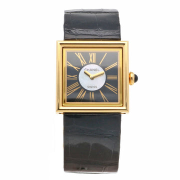 CHANEL mademoiselle watch 18k gold K18 yellow quartz ladies