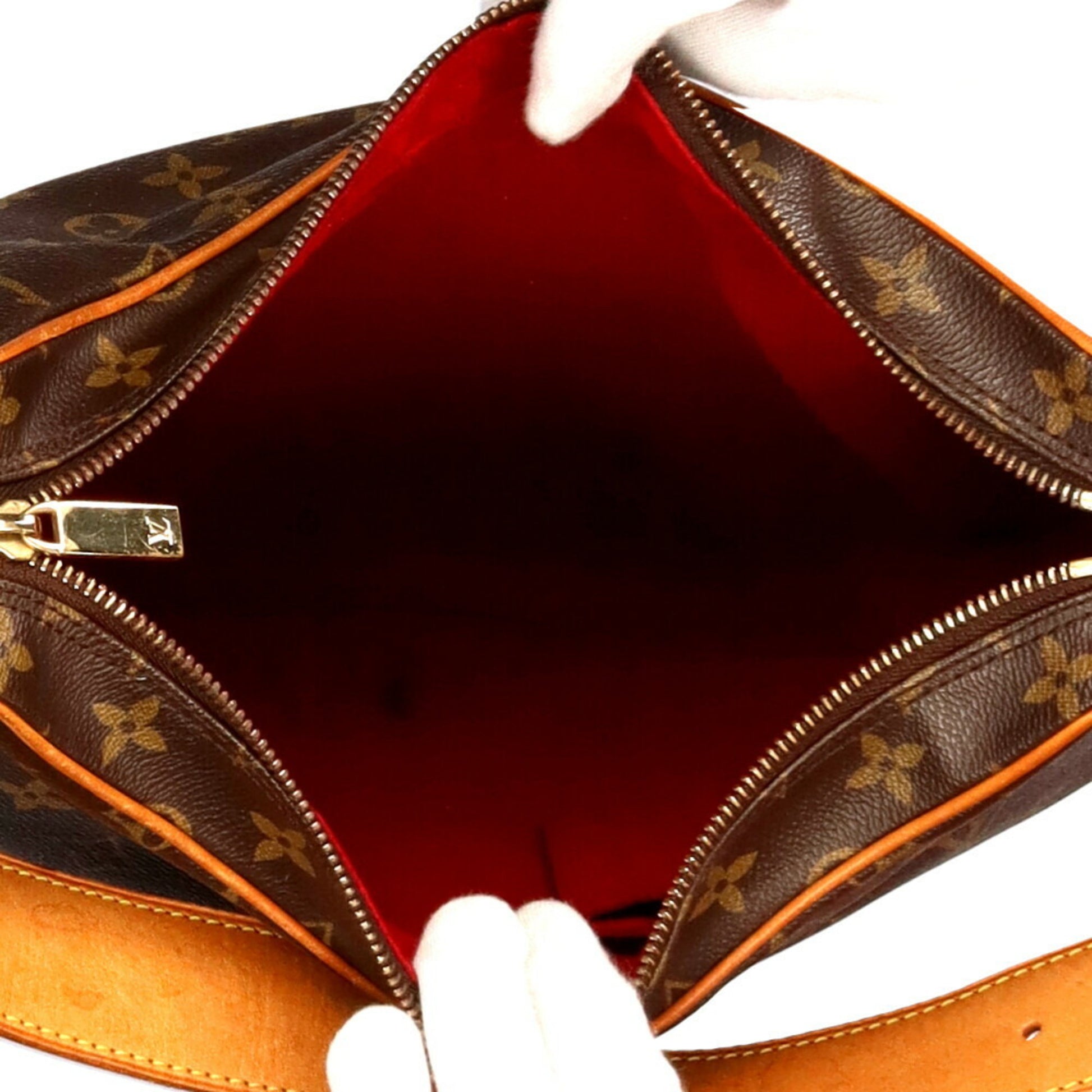 Louis Vuitton Monogram Croissant GM - Brown Shoulder Bags, Handbags -  LOU804358