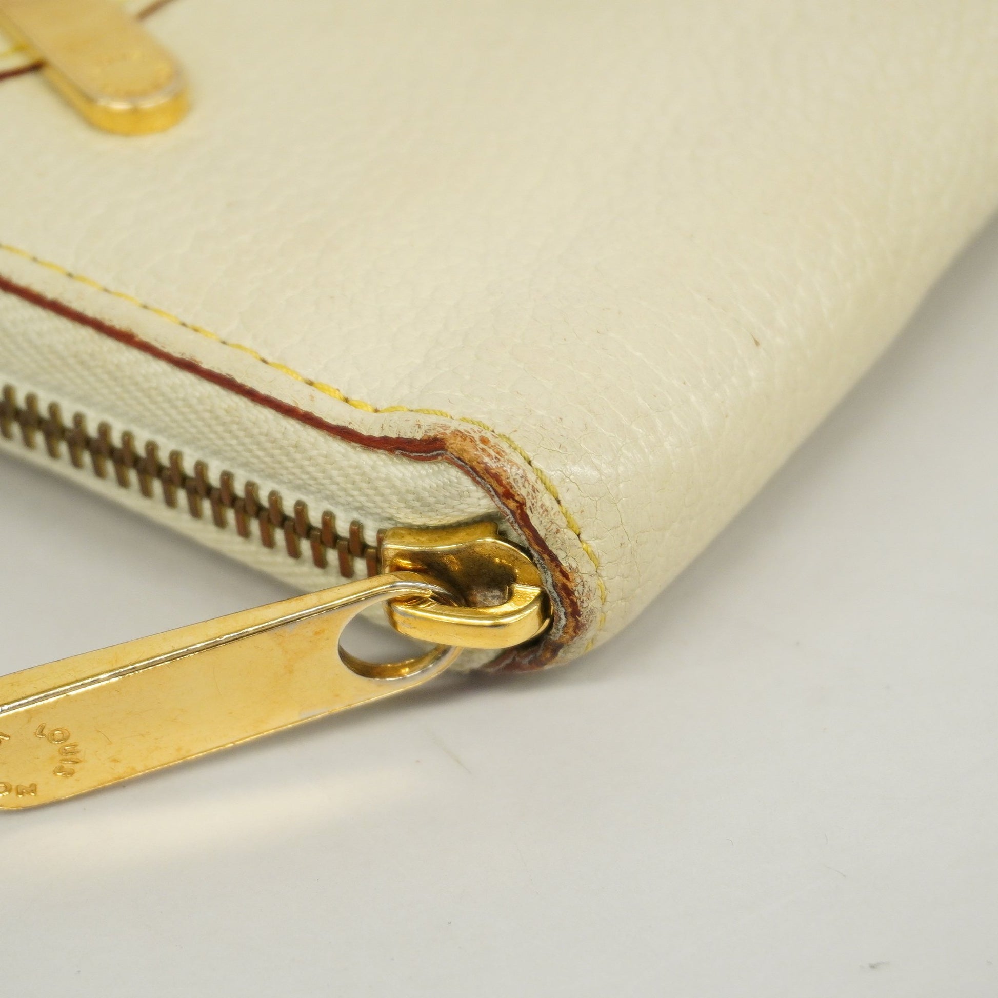 Auth Louis Vuitton Suhali Zippy Wallet M93026 Long Wallet (bi-fold