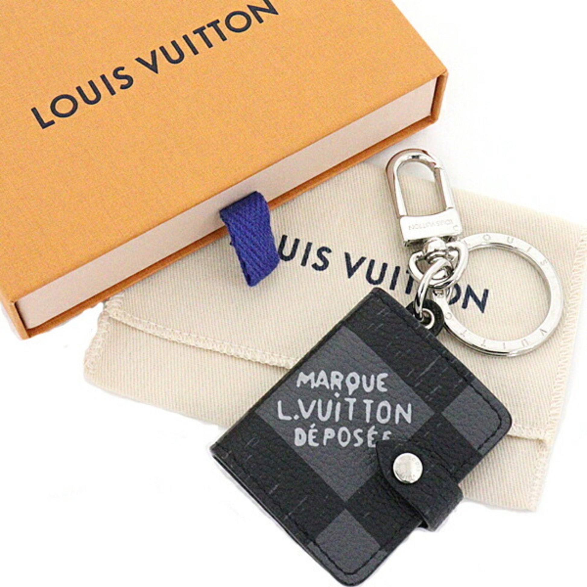 Louis Vuitton Porte Cles Damier Graffiti Keychain M63839