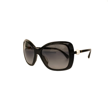 CHANELAuth  Women's Black Sunglasses gold hardware 5303-HA