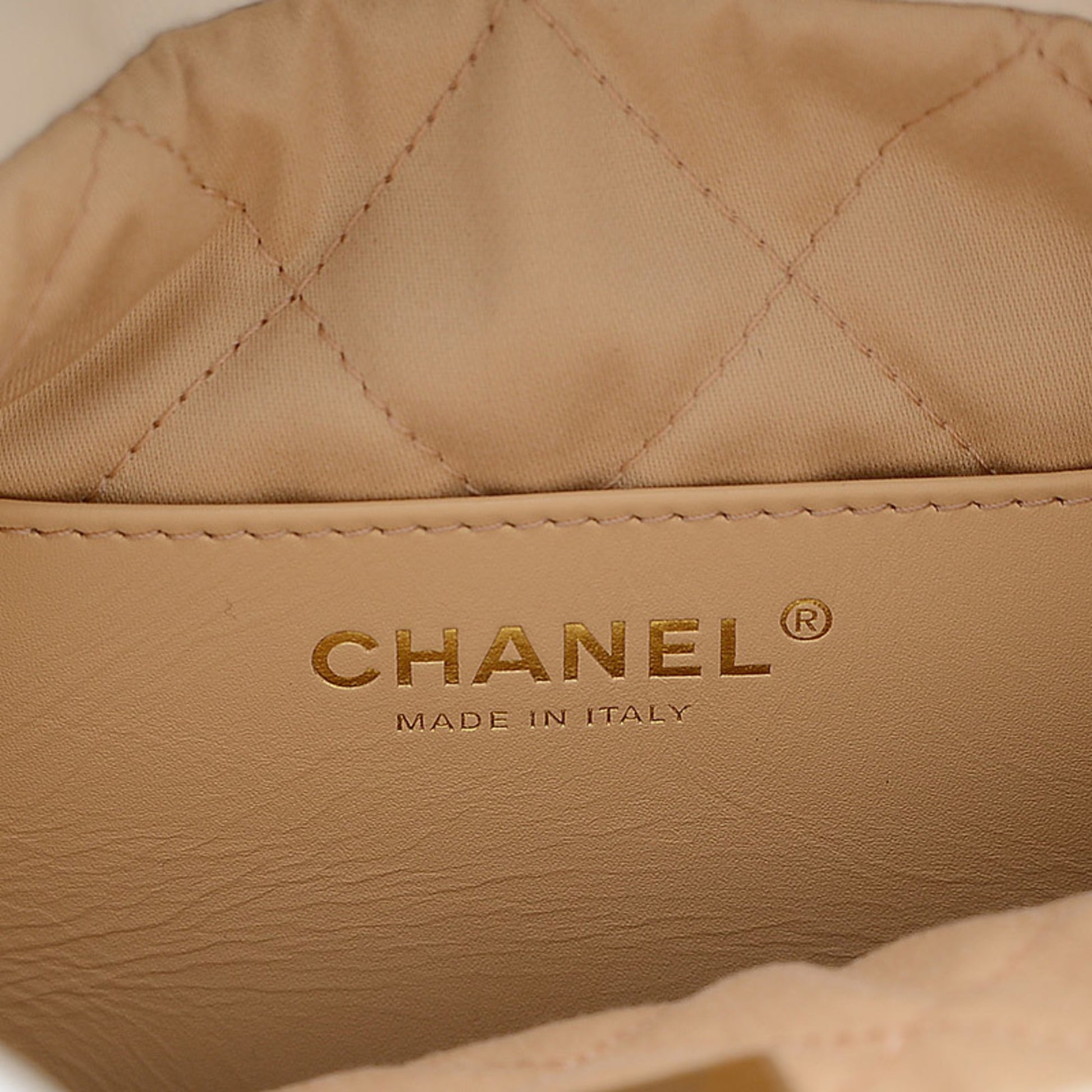 Chanel 22 bag. Size 39*42*8 : r/Godfactory