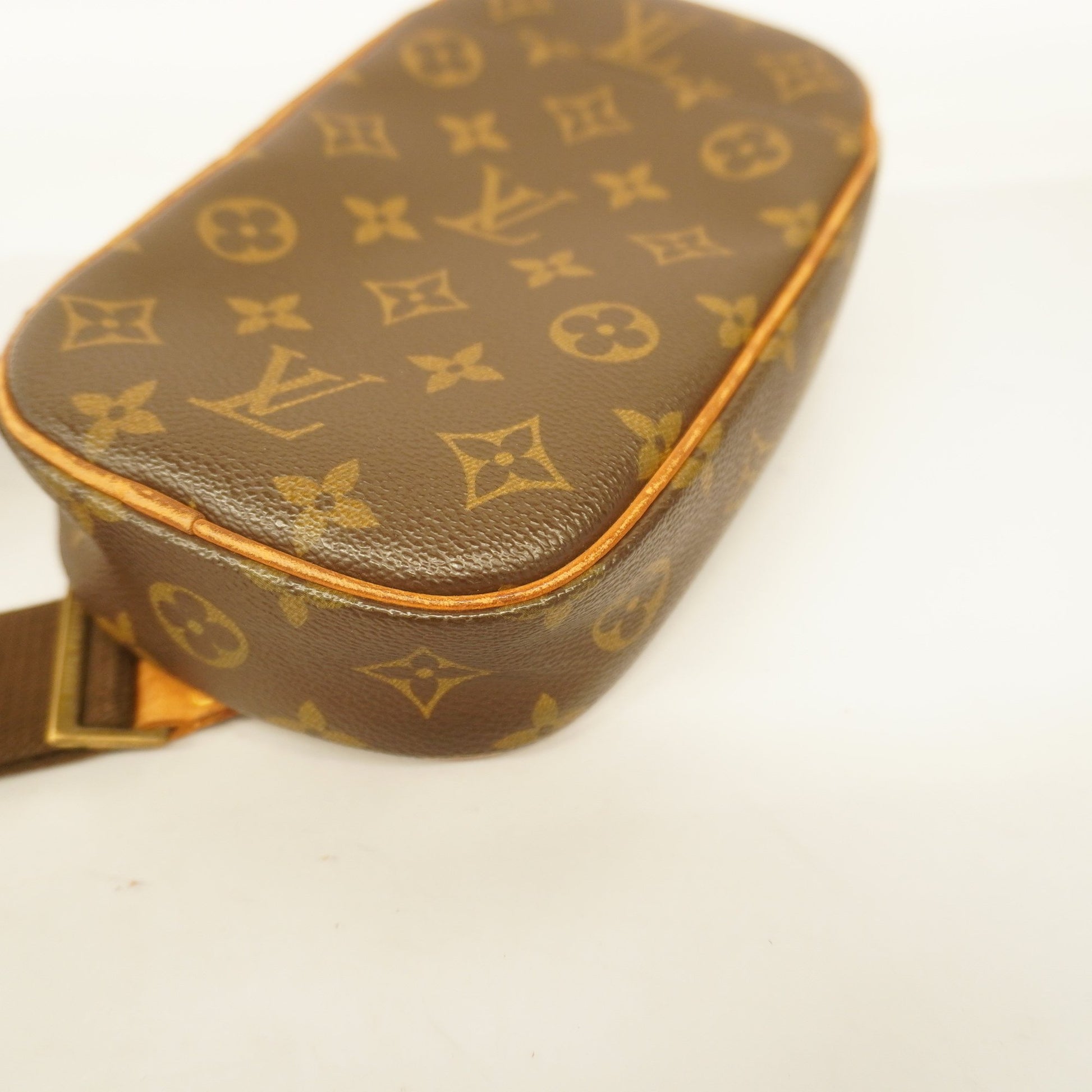 Auth Louis Vuitton Monogram Pochette Ganju M51870 Men,Women,Unisex