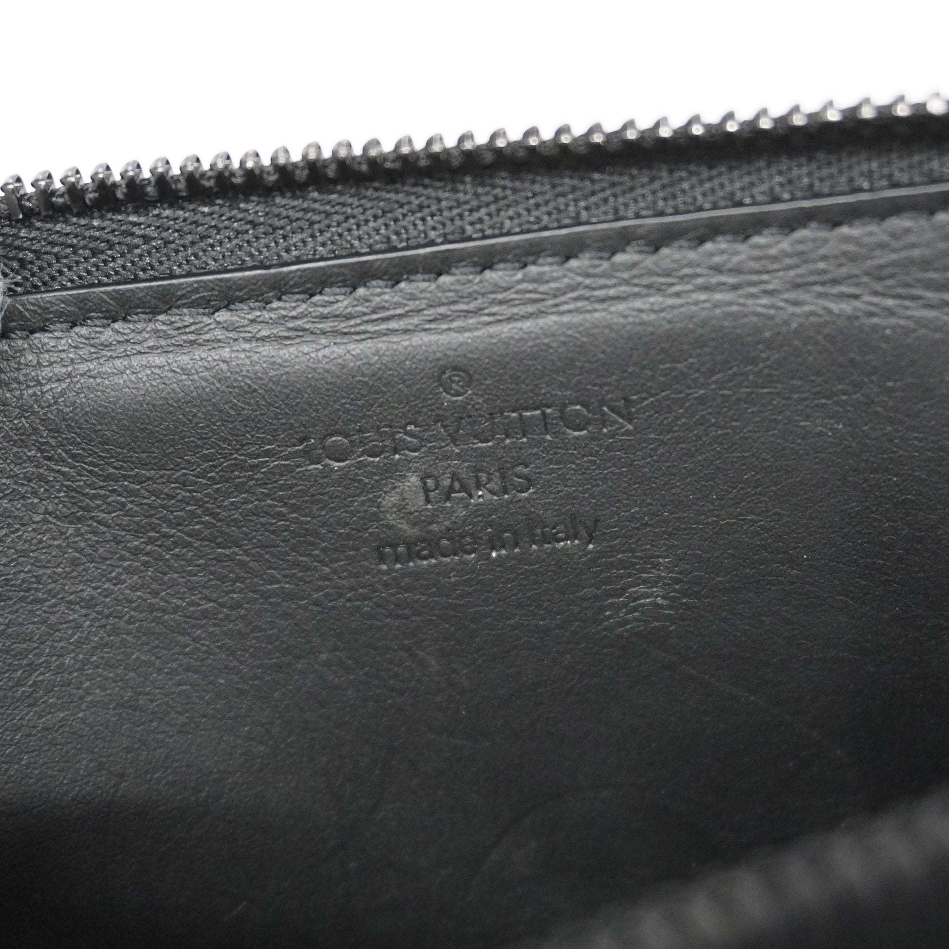 Louis Vuitton M81526 Hybrid Wallet, Black, One Size