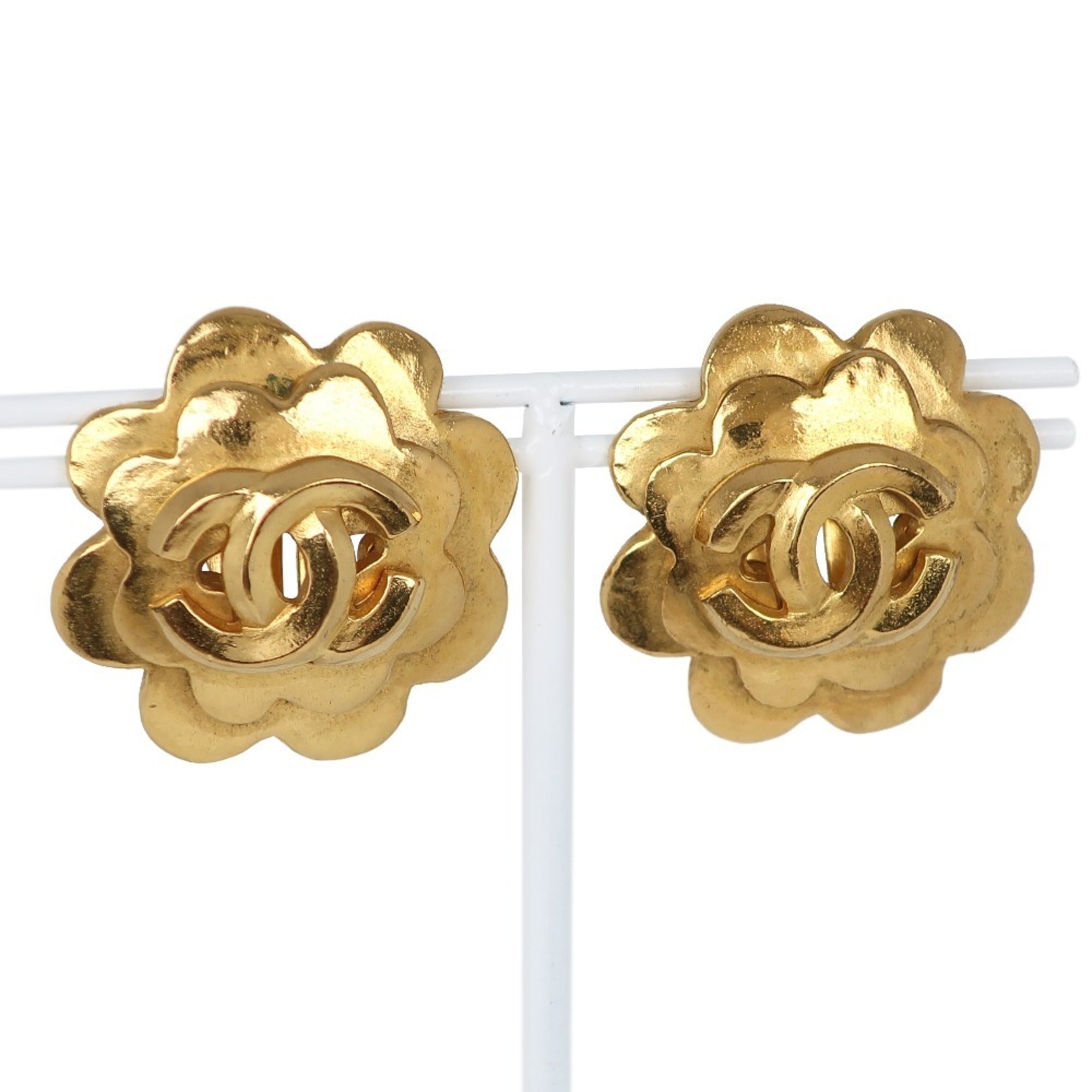 Chanel rose clearance earrings