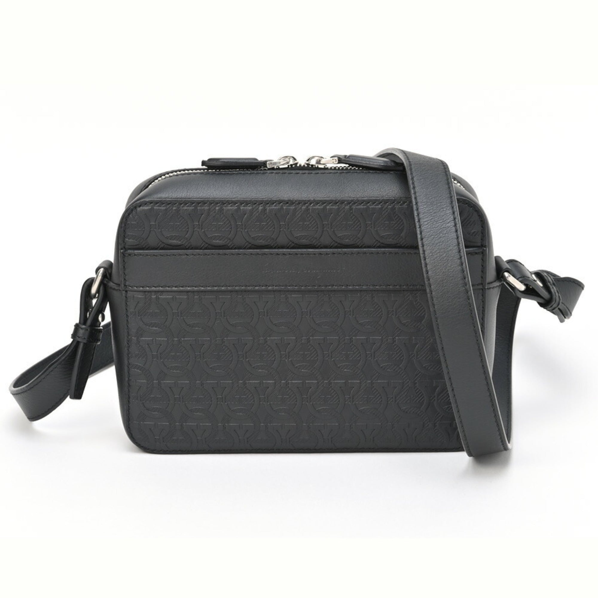 Ferragamo gancini clearance camera bag