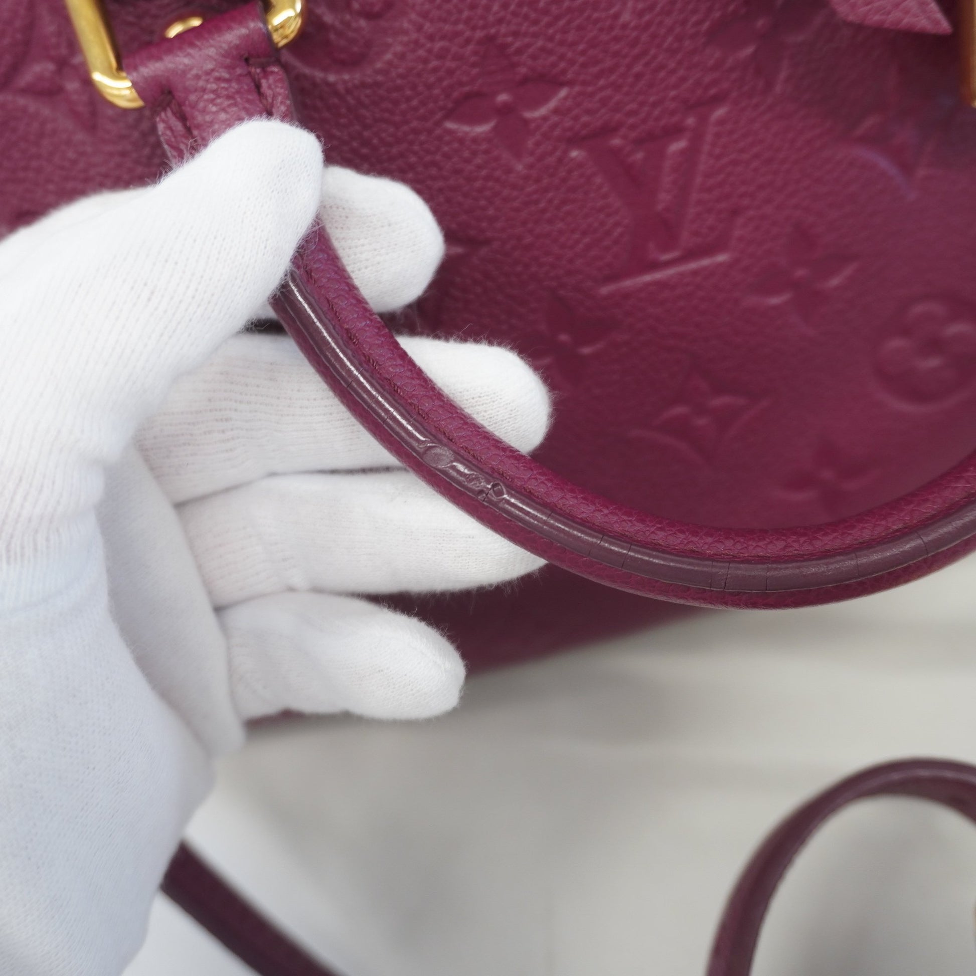 Louis Vuitton Monogram Empreinte Speedy Bandouliere 25NM Beige Leather  ref.164644 - Joli Closet