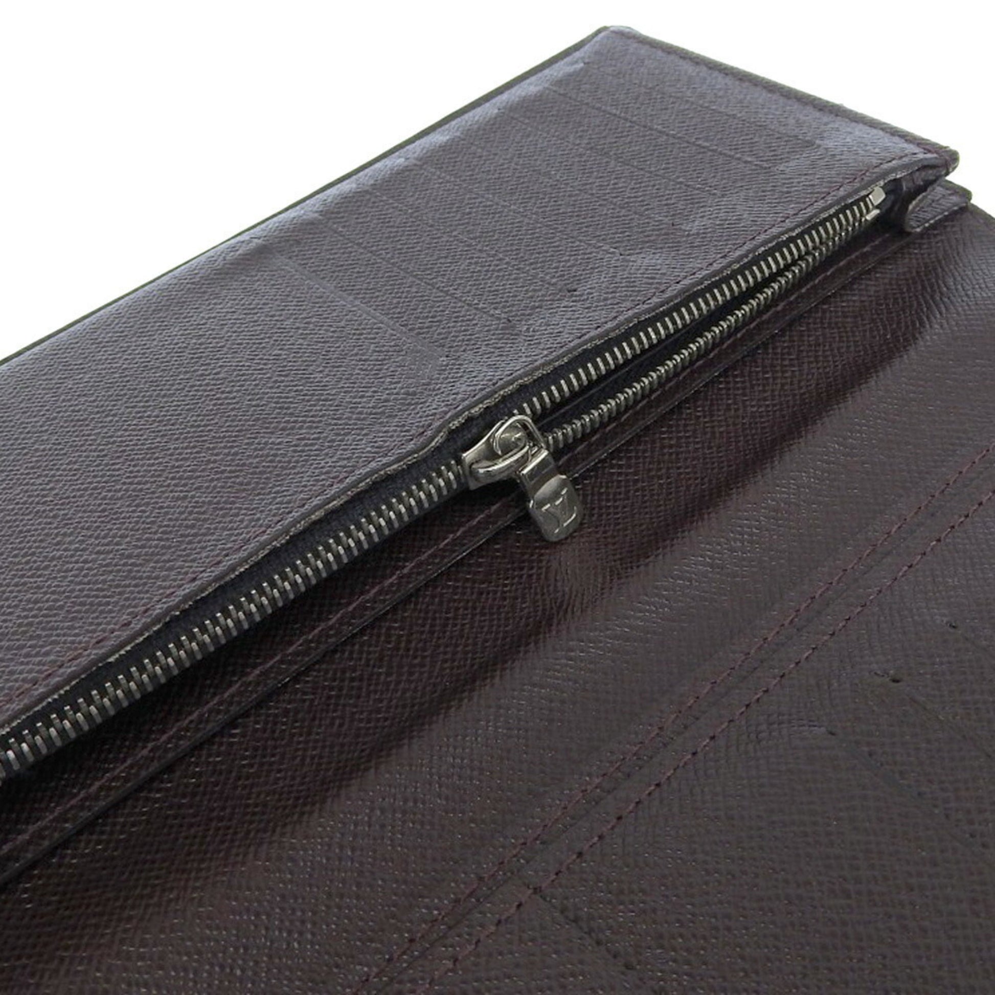 Louis Vuitton Men's Long Bill Wallet Taiga Grizzly Brown M31008
