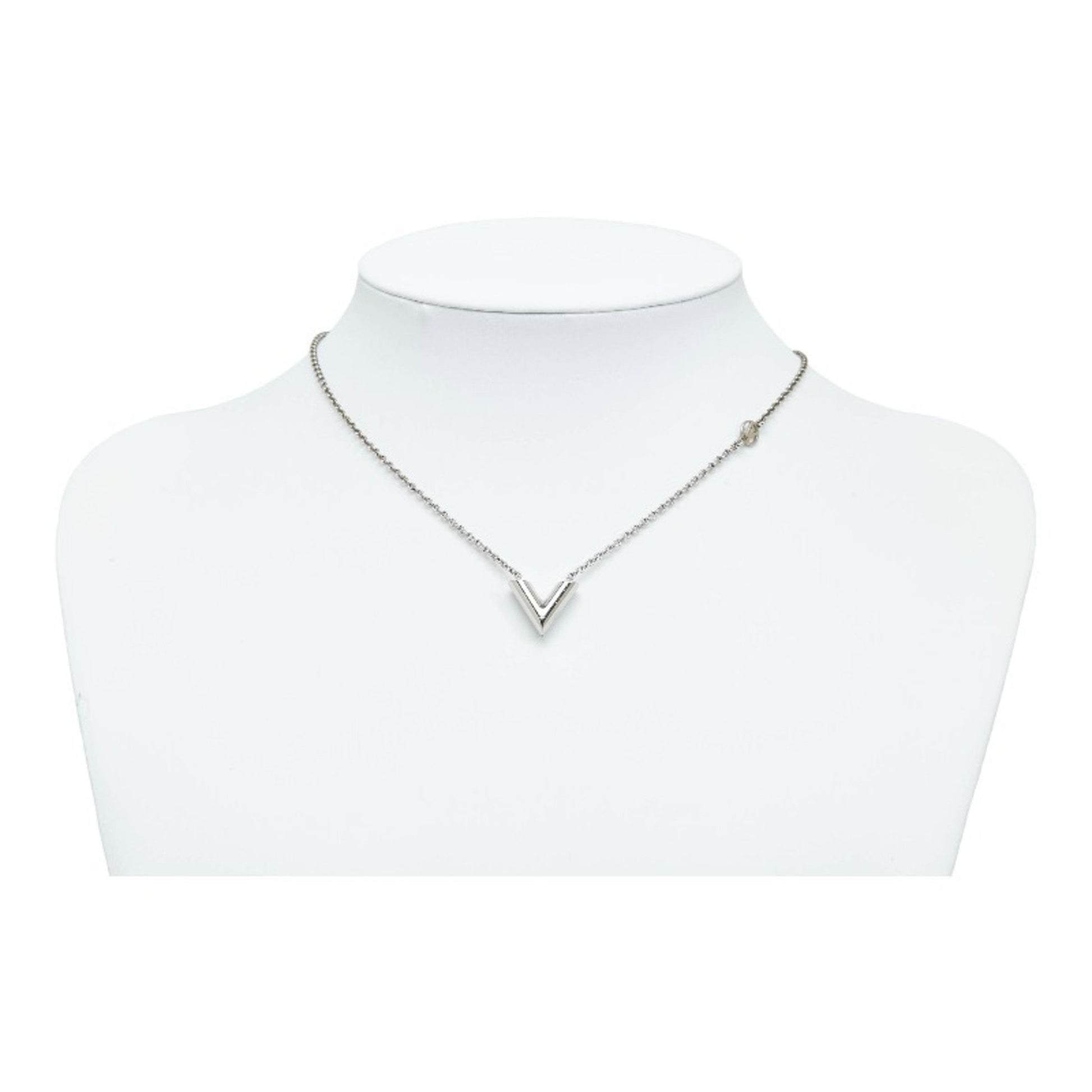 Shop Louis Vuitton Essential v supple necklace (M63197) by