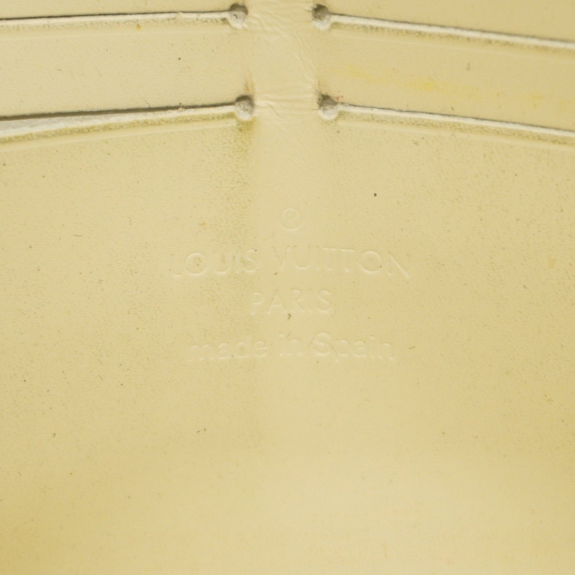 Auth Louis Vuitton Suhali Zippy Wallet M93026 Long Wallet (bi-fold) Blanc