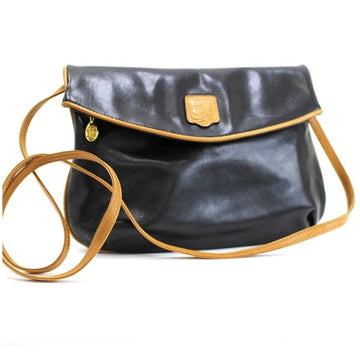 Celine Vintage Navy Blue Leather Messenger Bag – Amarcord Vintage