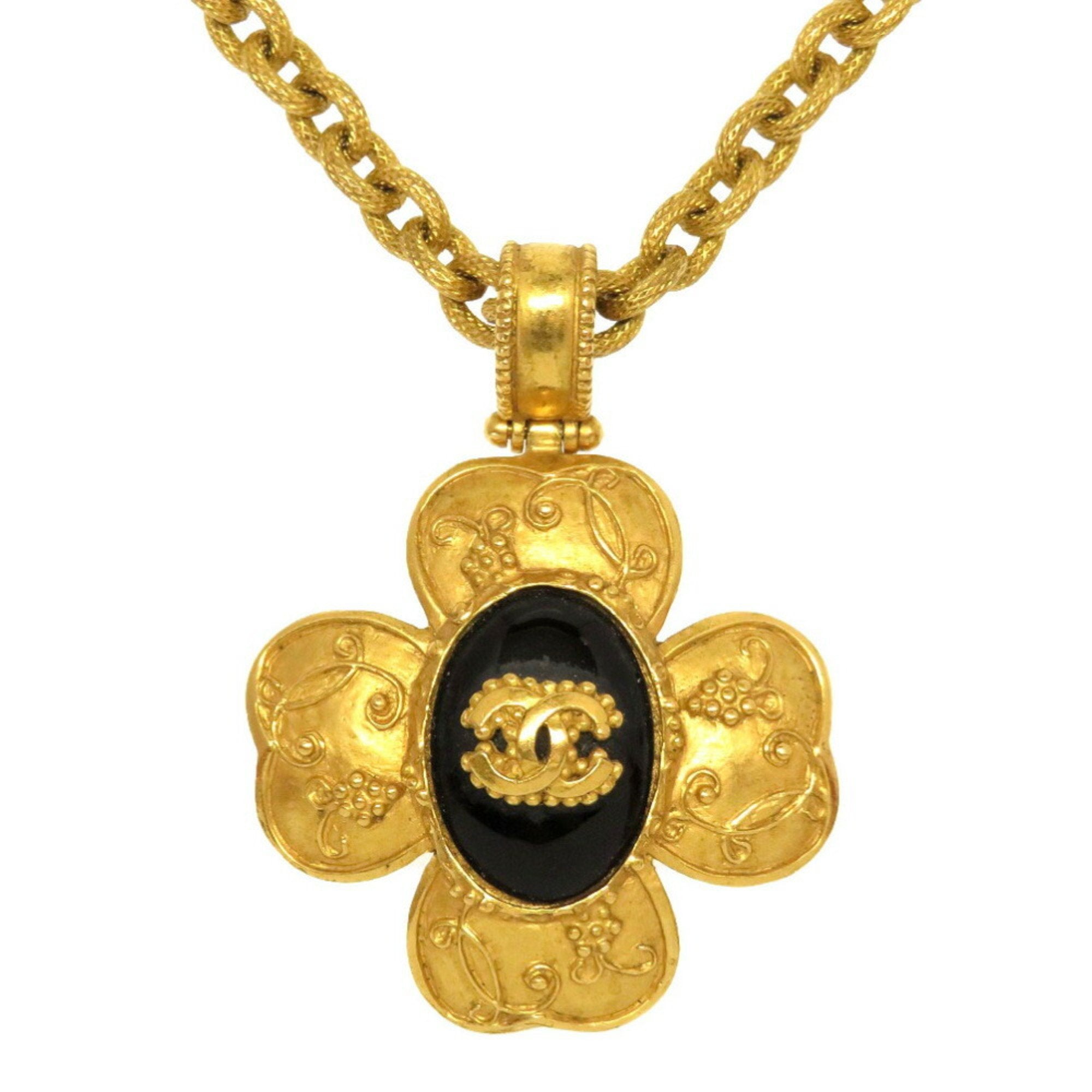 CHANEL  Vintage 96P CC Logo Turn Lock LONG Pearl  Gold Necklace   BougieHabit