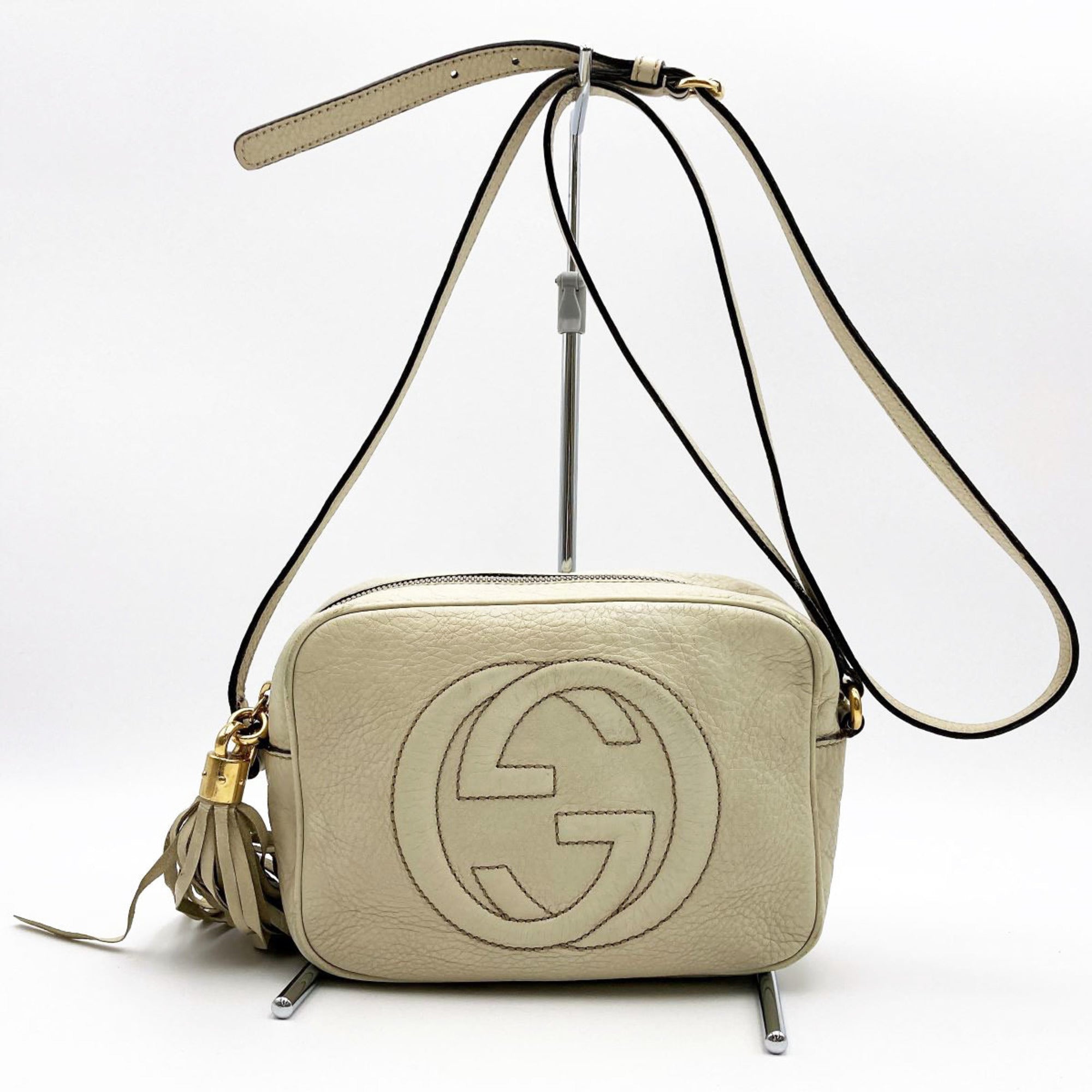 Gucci crossbody with tassel hot sale