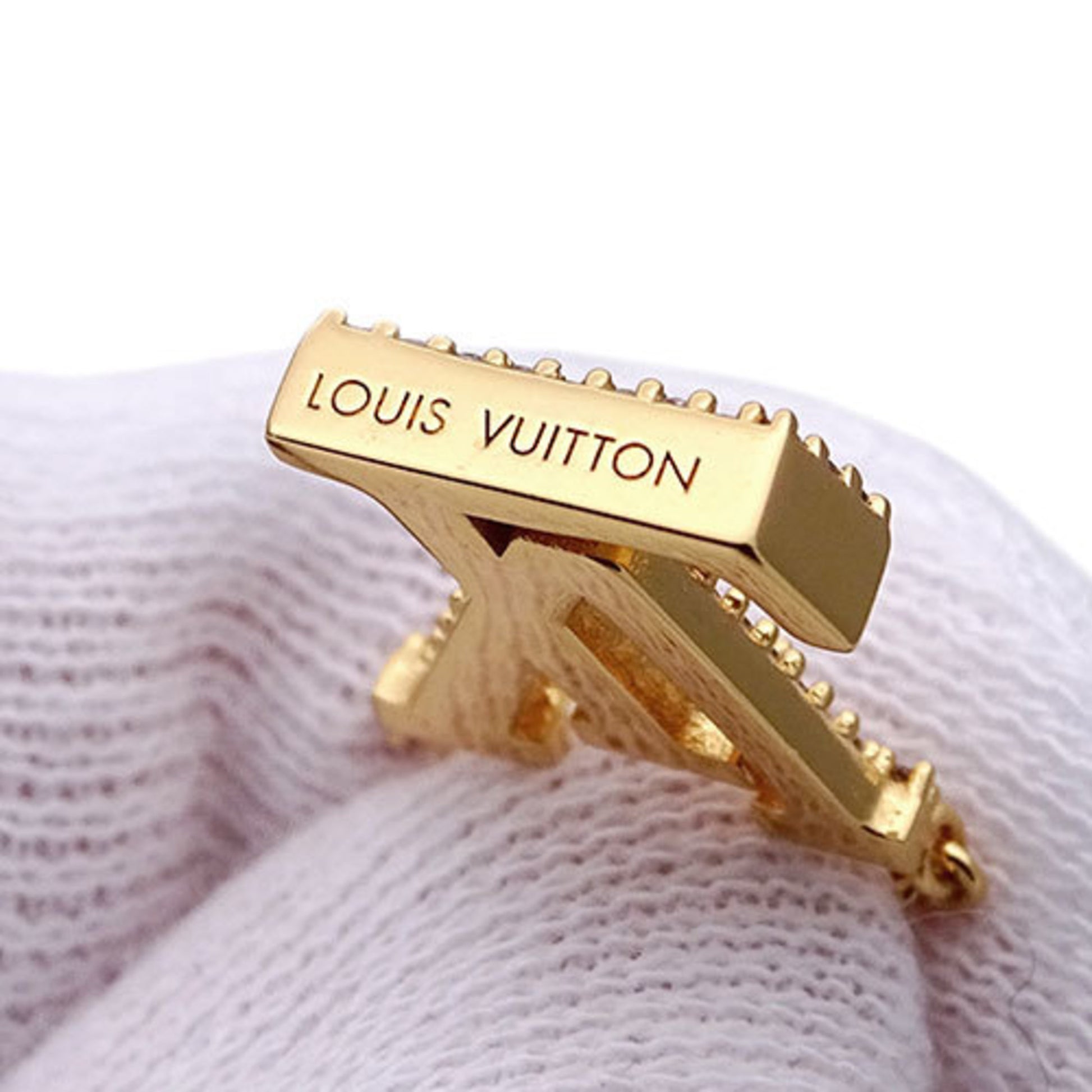 LOUIS VUITTON Collier LV Iconic Rhinestone Gold M00596 45cm Accessories  Japan