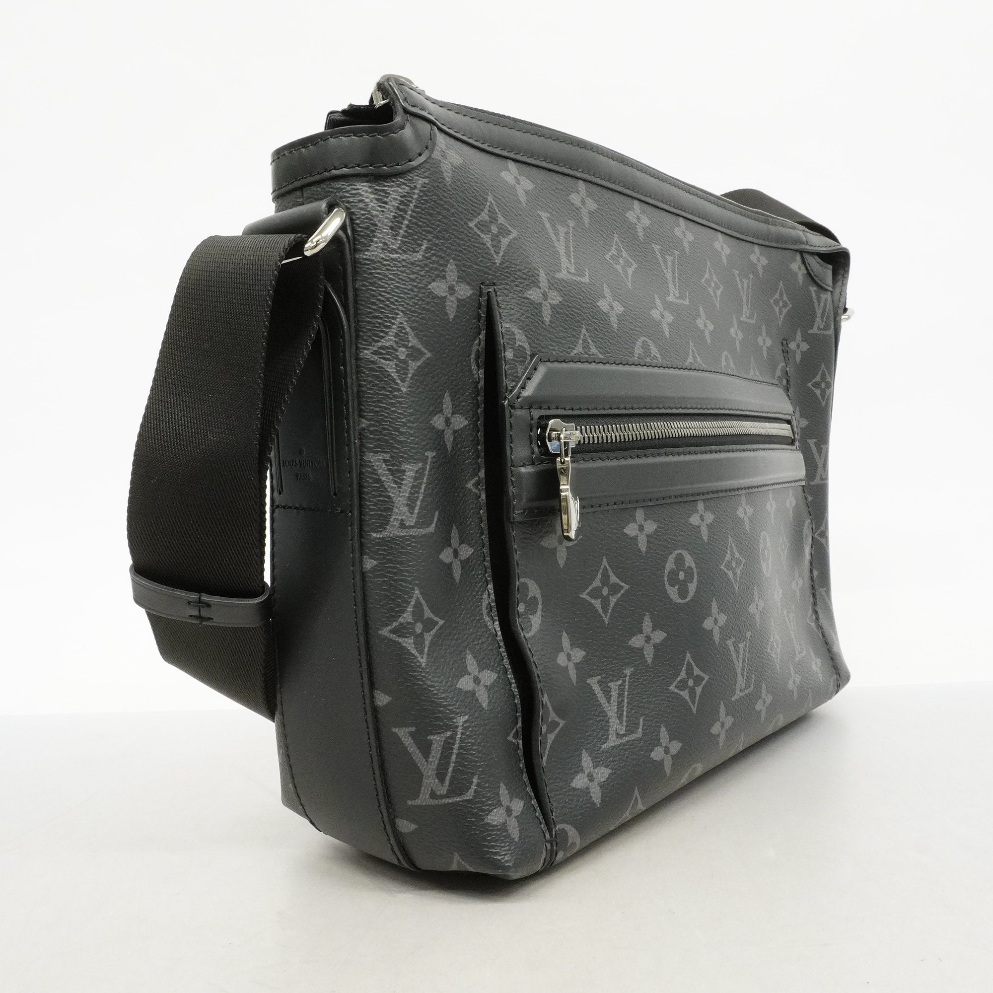 Louis Vuitton Monogram Eclipse Odyssey Messenger M44223 Men s Shoulder