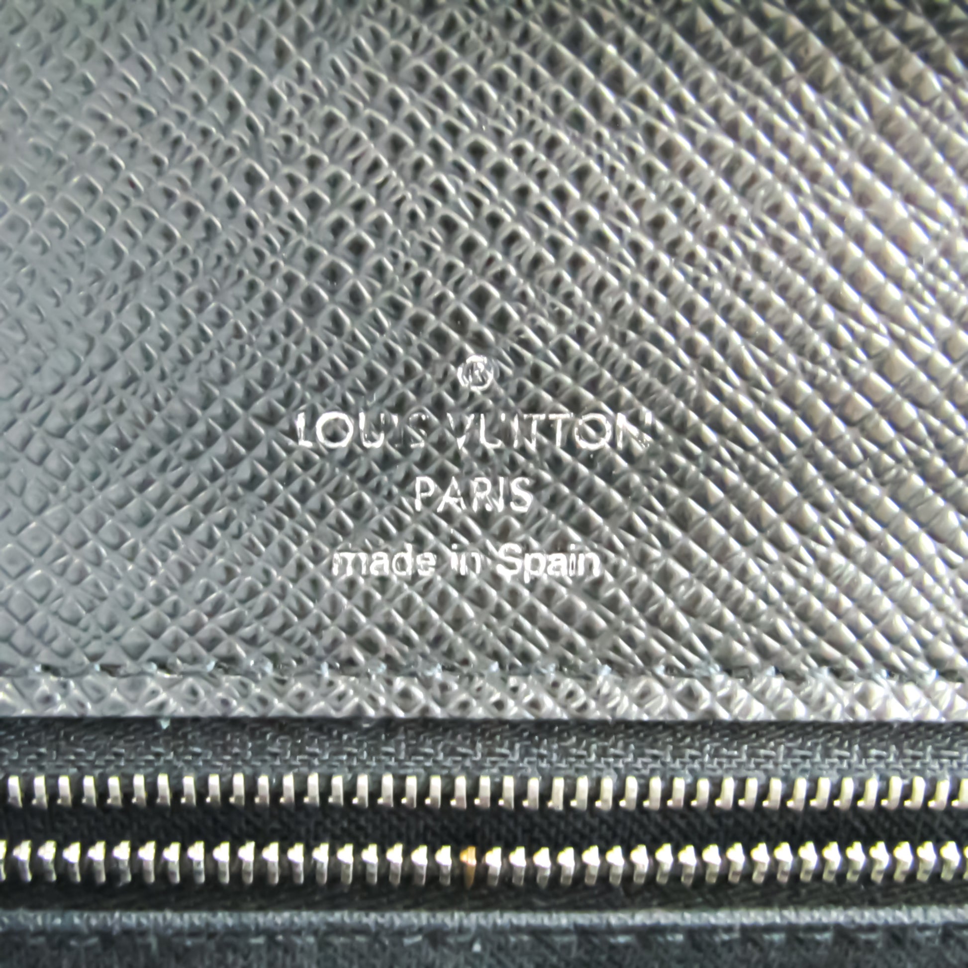 Authenticated Used Louis Vuitton Taiga Veraiya M32592 Men's Clutch Bag  Ardoise 