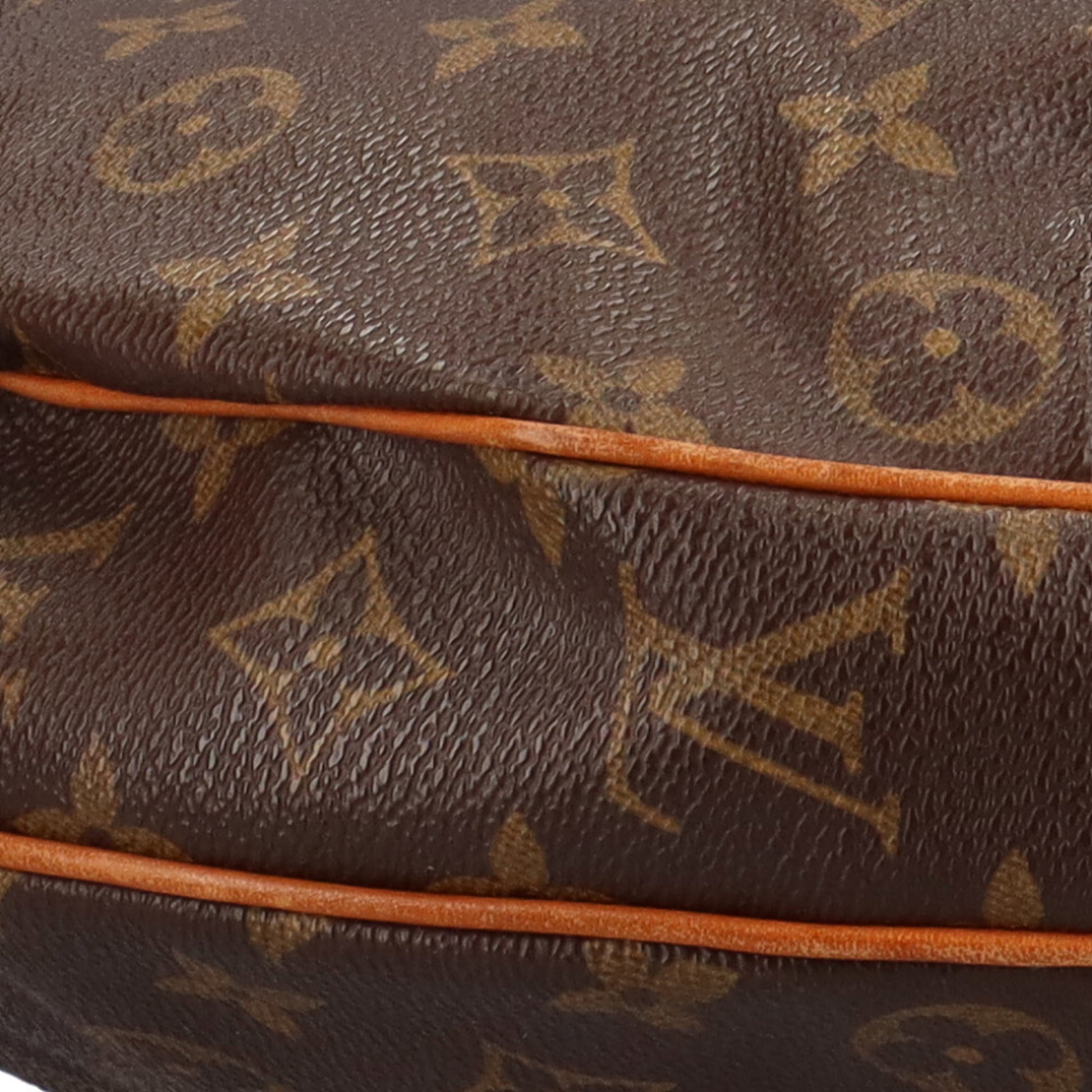 Croissant leather handbag Louis Vuitton Brown in Leather - 37817835