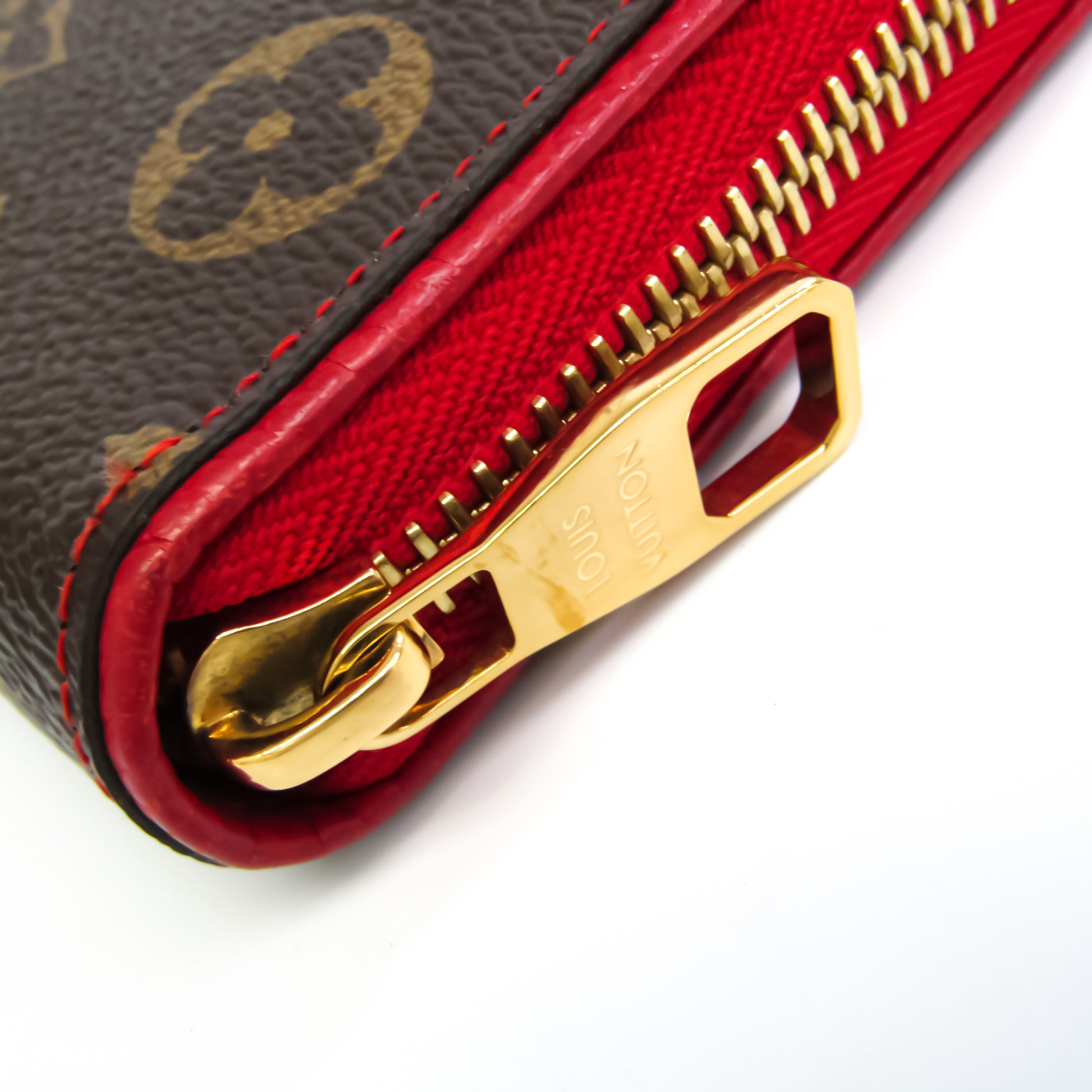 Shop Louis Vuitton Zippy wallet retiro (M61854) by CITYMONOSHOP